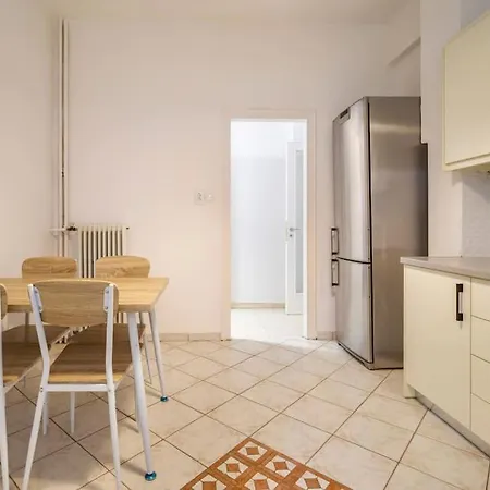Spacious 2 Bedrm In Pangrati Athens Center Exterior photo