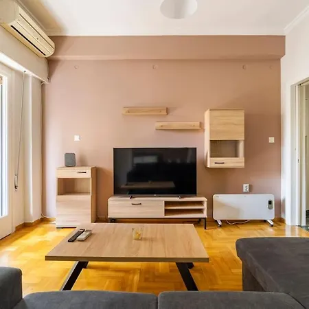 Spacious 2 Bedrm In Pangrati Athens Center Exterior photo