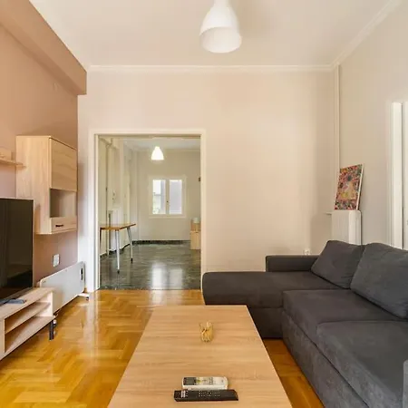 Spacious 2 Bedrm In Pangrati Athens Center Exterior photo