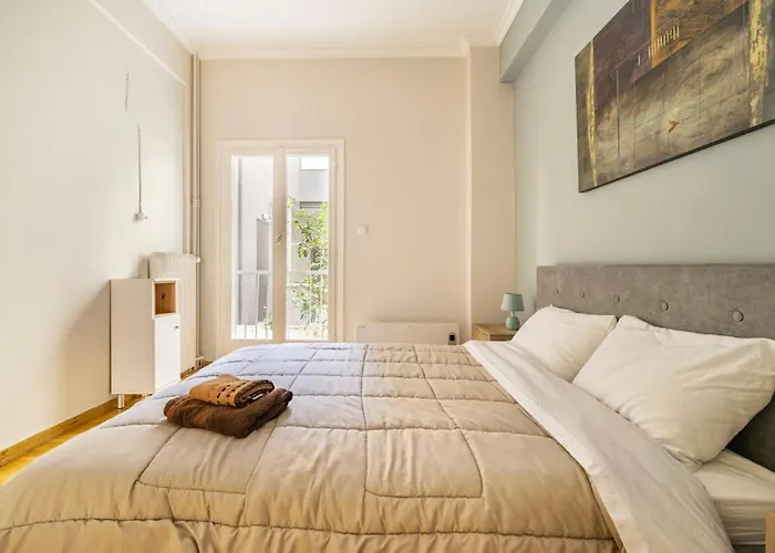 Spacious 2 Bedrm In Pangrati Athens Center