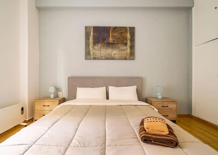 Spacious 2 Bedrm In Pangrati Athens Center