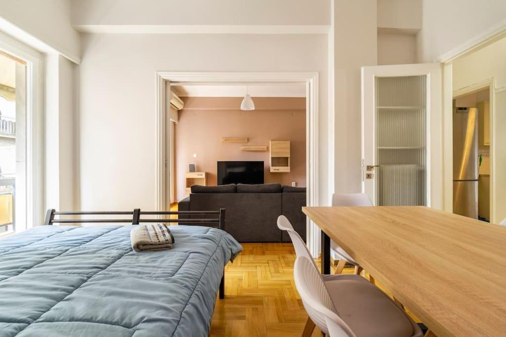 Spacious 2 Bedrm In Pangrati Center Apartment Athens