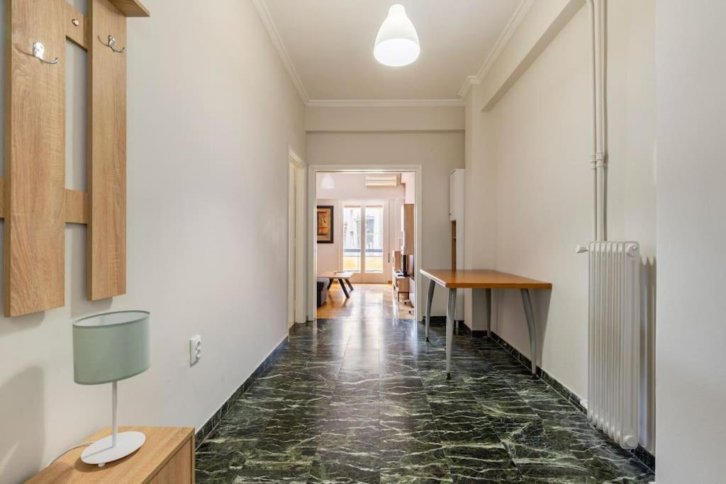 Apartment Spacious 2 Bedrm In Pangrati Center *