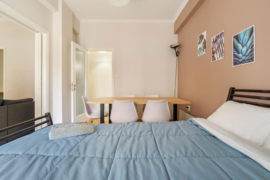 Spacious 2 Bedrm In Pangrati Center Apartment