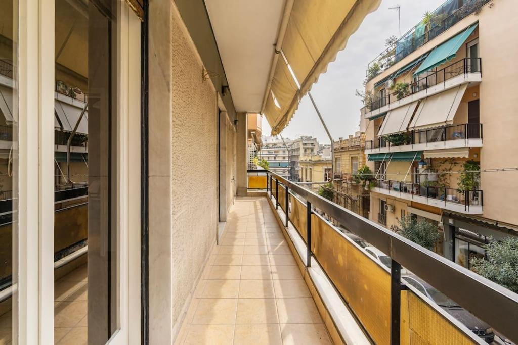 Apartment Spacious 2 Bedrm In Pangrati Center *