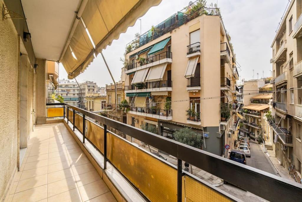 Spacious 2 Bedrm In Pangrati Center *